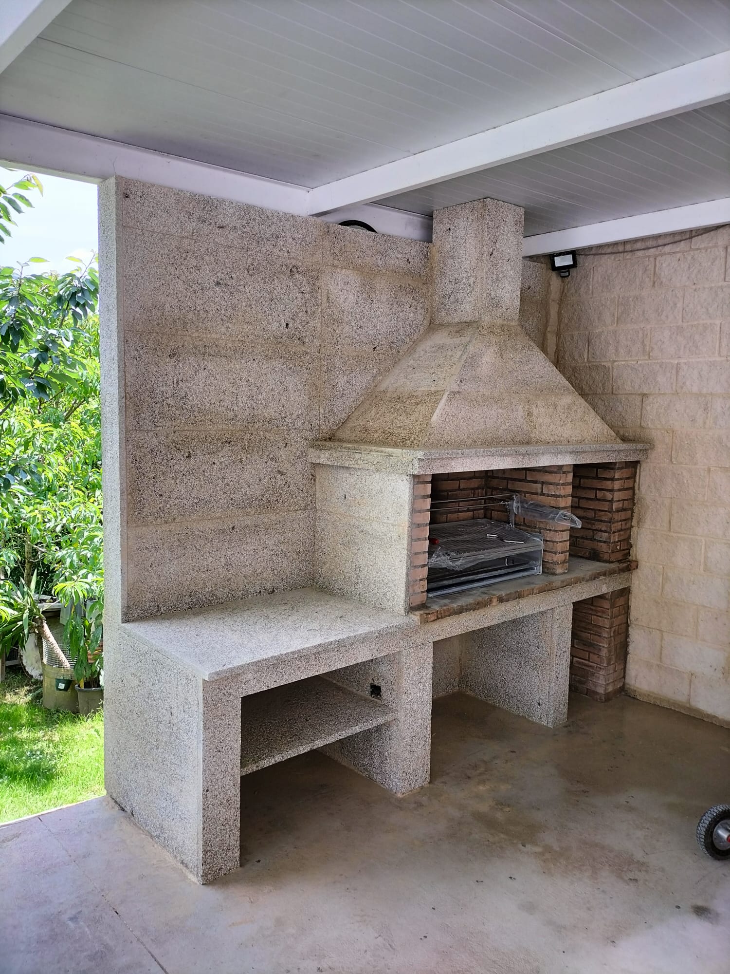 Barbacoa de obra a medida